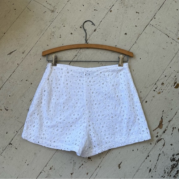 Urban Outfitters Balboa High Rise White Eyelet Lace Shorts - Picture 6 of 14